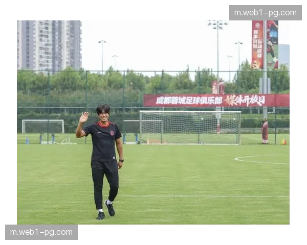 FC首尔边路突破打法针对性复盘 徐正源家乡球队战术了如指掌